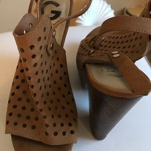 Women sandals